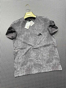 Стильна чоловіча футболка