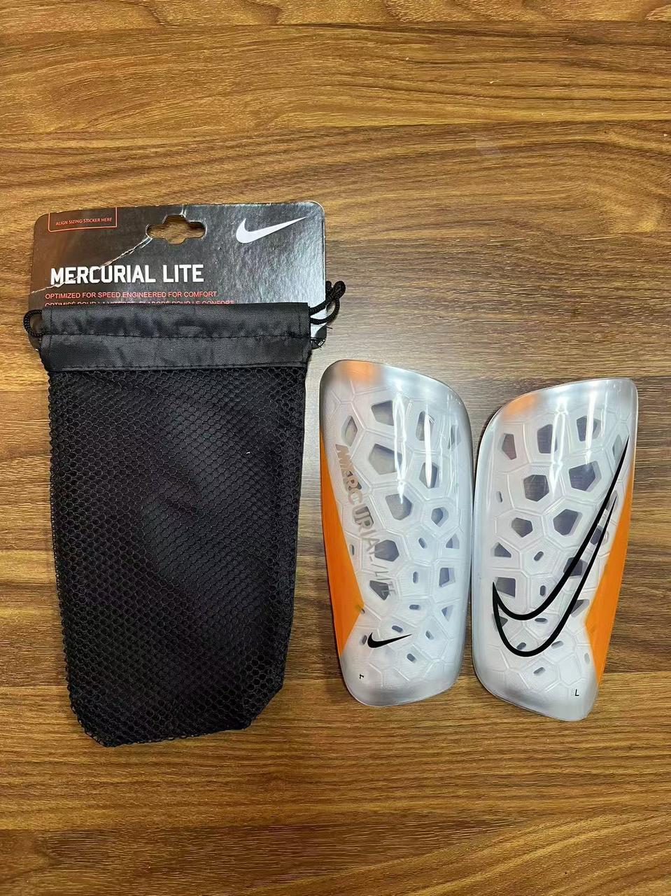 Футбольні щитки Nike Mercurial Litе/ щитки найк меркуріал