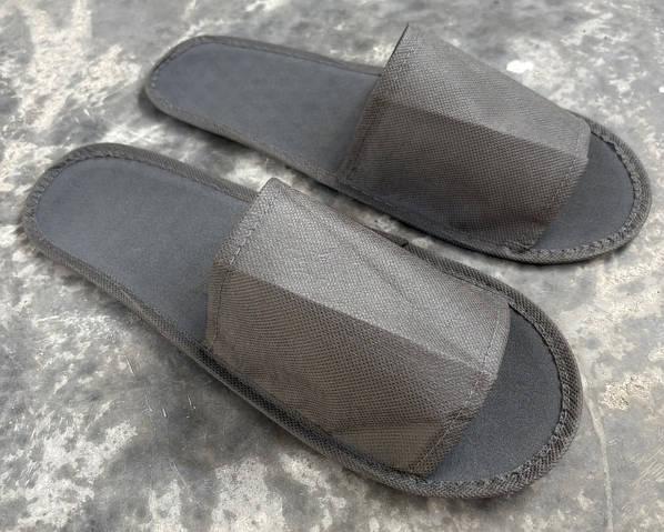 Одноразові капці для готелів, саун і SPA-салонів.( чоловічі.р.40 - 44). Сірі. Мінімальне замовлення 50 пар