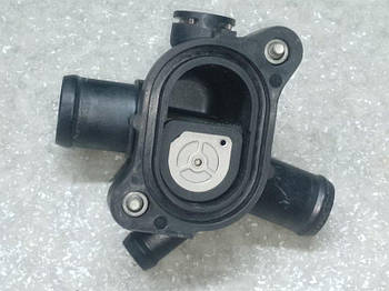 Корпус термостата CADILLAC ATS 12-19 (б/у)