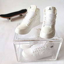 Міні взуття фінгер шузи Nike AIR Jordan у пластиковому кейсі Білий