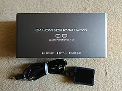 Перемикач 8K HDMI KVM 2x2 Алюмінієвий KVM-перемикач для 2 моніторів і 2 комп'ютерів.