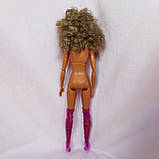 Лялька Барбі Тереза fashion fever hair highlights на тілі йоги, фото 9