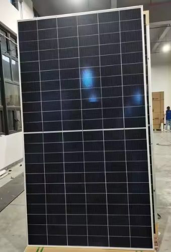 Монокристалічна двостороння сонячна панель Risen RSM132-8-710BNDG, 710 Вт, Bifacial, N-type