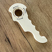 Універсальний відкривач для пластикових пляшок білий