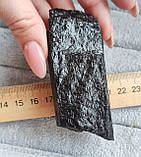 Шерл необроблений натуральний 84*37*31 мм камінь чорний турмалін., фото 5