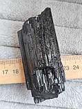 Шерл необроблений натуральний 84*37*31 мм камінь чорний турмалін., фото 9