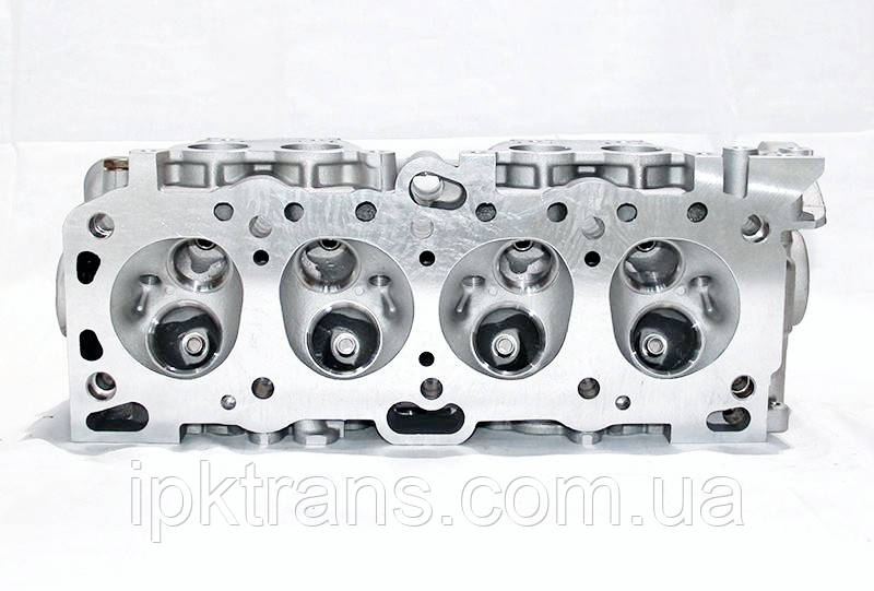 Головка блоку двигуна Mitsubishi 4G64 № MD173282
