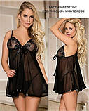 Чорний жіночий короткий пеньюар з мереживом на грудях, фото 3