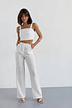 Бавовняний жіночий костюм зі штанами і топом молочний літній брючний костюм з легкої тканини розмір Л, фото 5