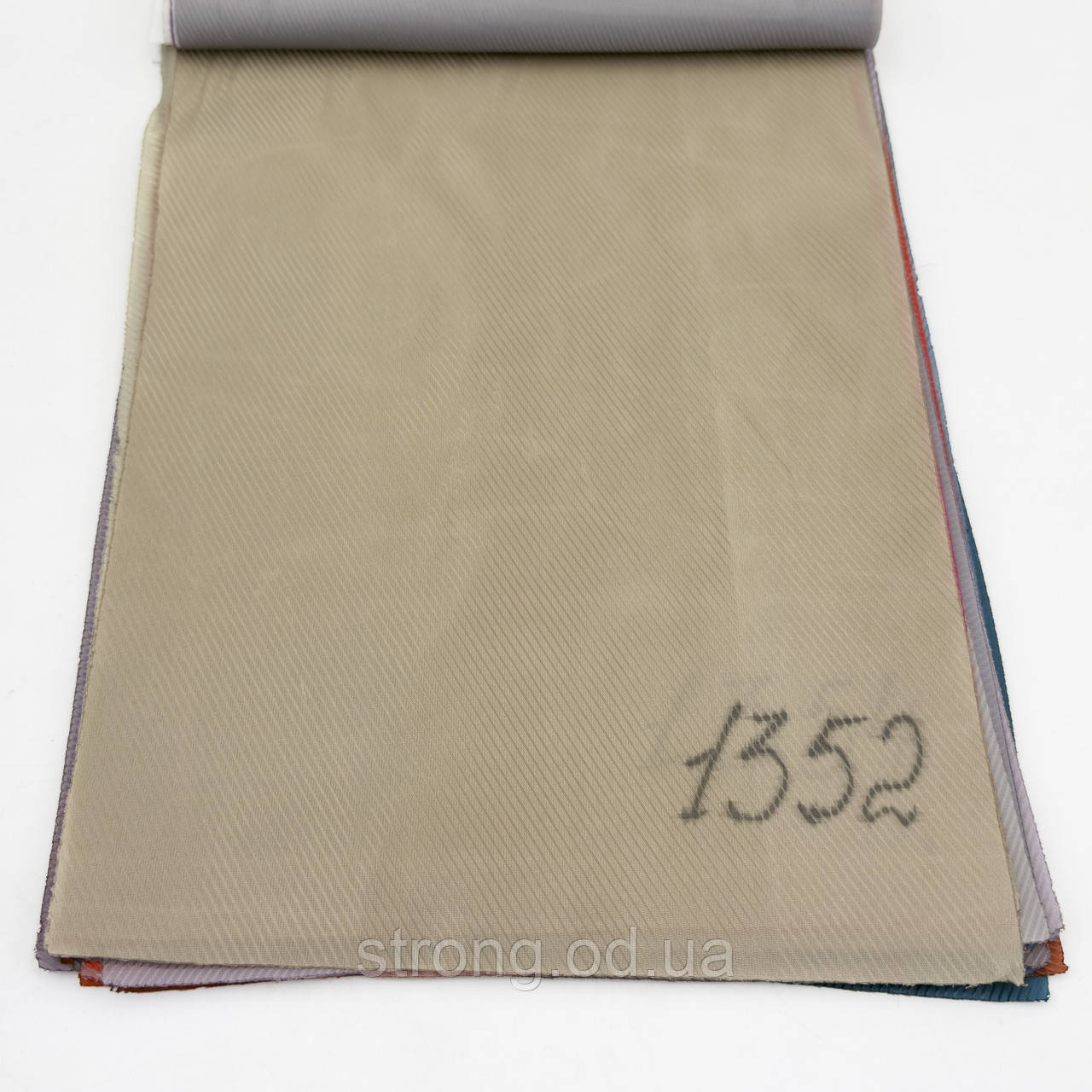 Підкладка діагональ 210 Т Колір №1352 (100м)