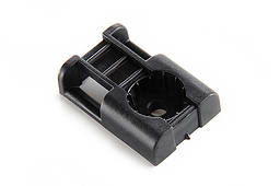 Майданчик під монтажний пістолет 29х20х8мм для кабельної стяжки до 10мм з отвором чорна (пач. 100 шт.