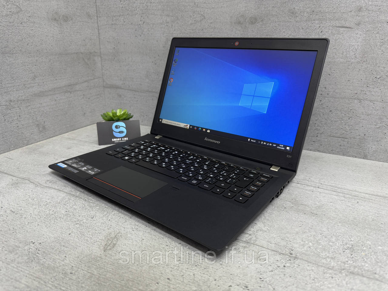 Компактний Lenovo Леново E31-80 13.3” 128gb ssd i3-6006U