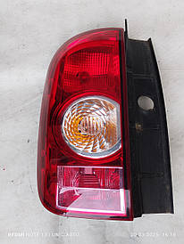 Ліхтар задній лівий Рено Дастер 1 (Renault Duster 1) б/в 265550035R / 265555684R
