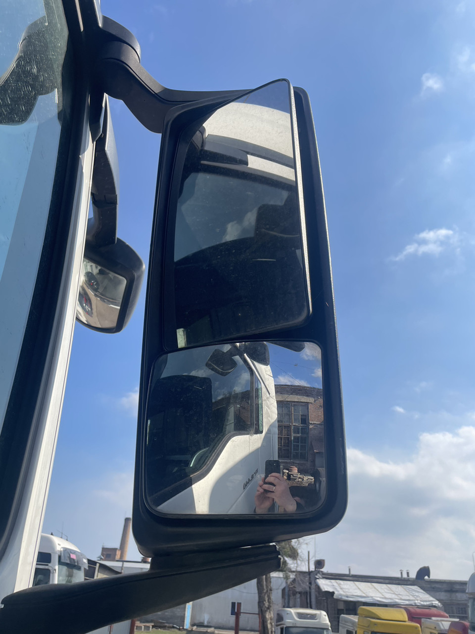 Man TGX E6 дзеркало праве б/в 81637306531, фото 1