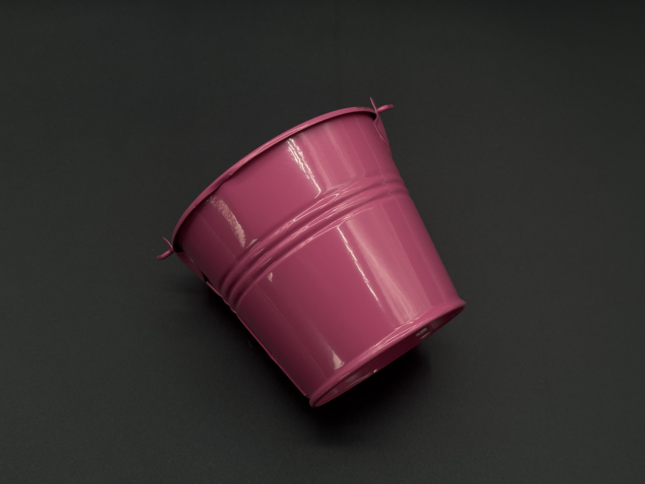 Декоративне відерце для квітів металеве Колір рожевий. 7,4х8,4х6см, фото 1