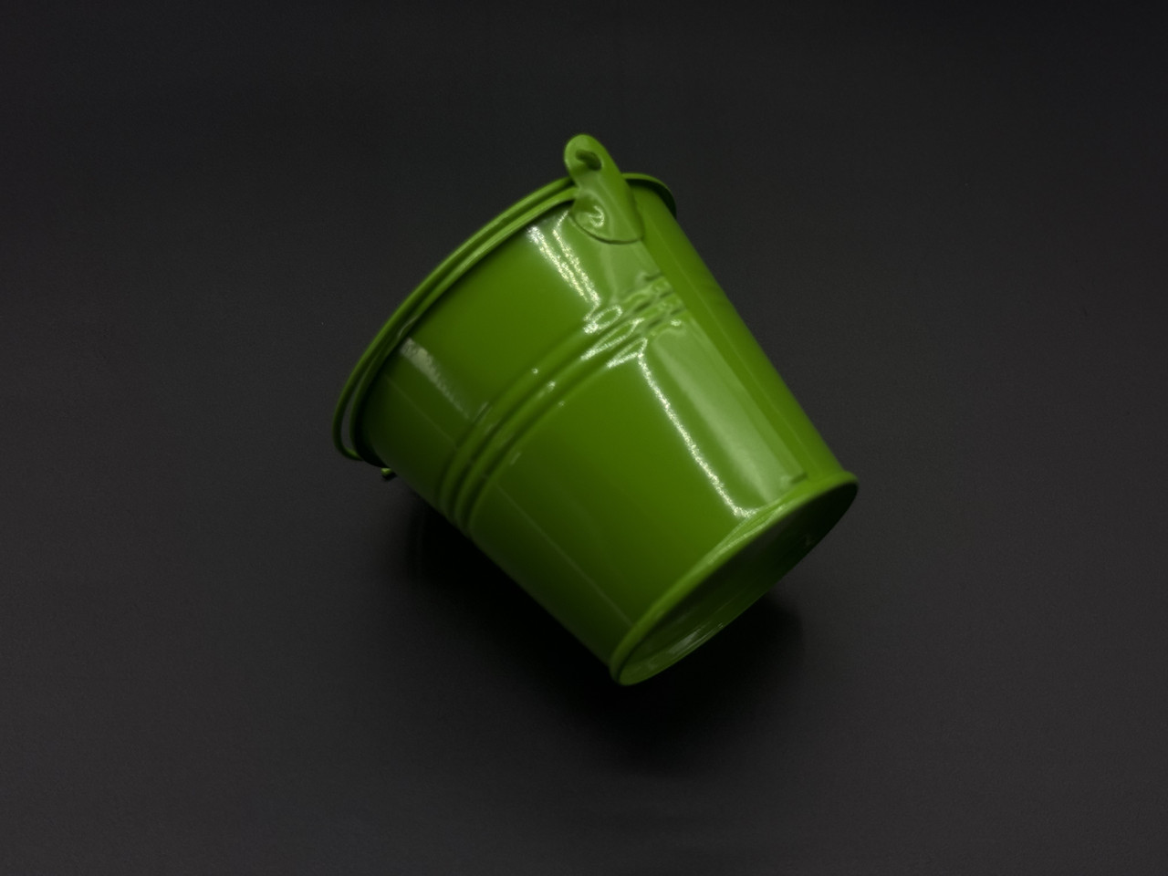 Декоративне відерце для квітів металеве Колір салатовий. 7,4х8,4х6см, фото 1