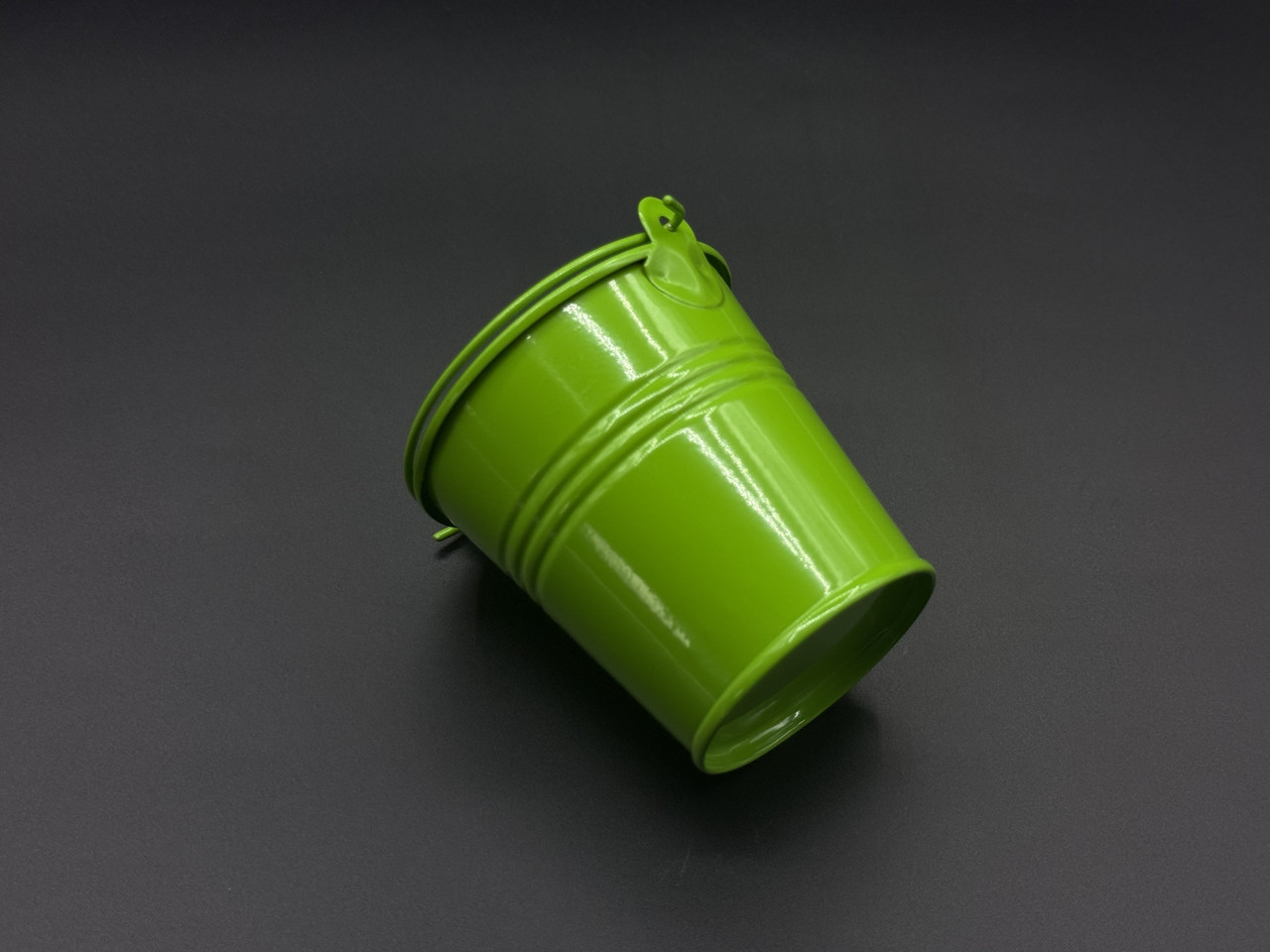 Декоративне відерце для квітів металеве Колір салатовий. 7х7х5см, фото 1