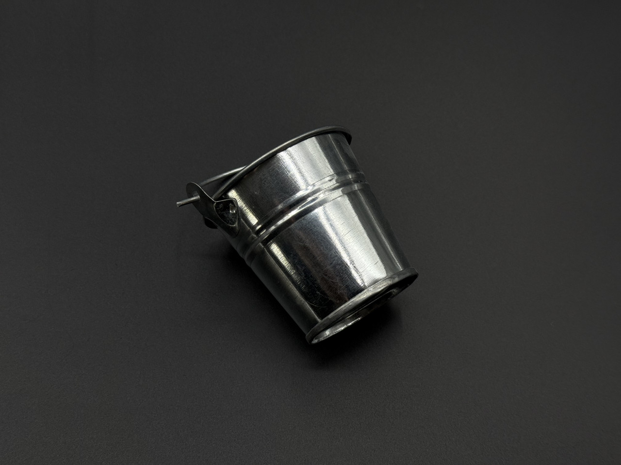 Декоративне відерце для квітів металеве Колір срібний. 5,2х5,6х4см, фото 1