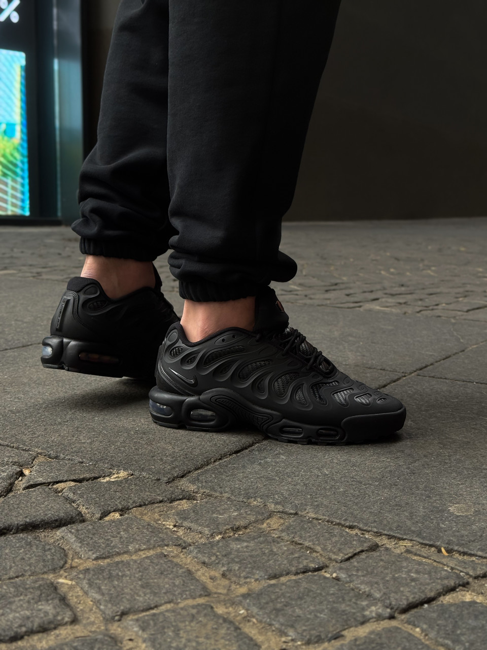 Кросівки чоловічі Nike Air Max Plus Drift Black / HF0785-001