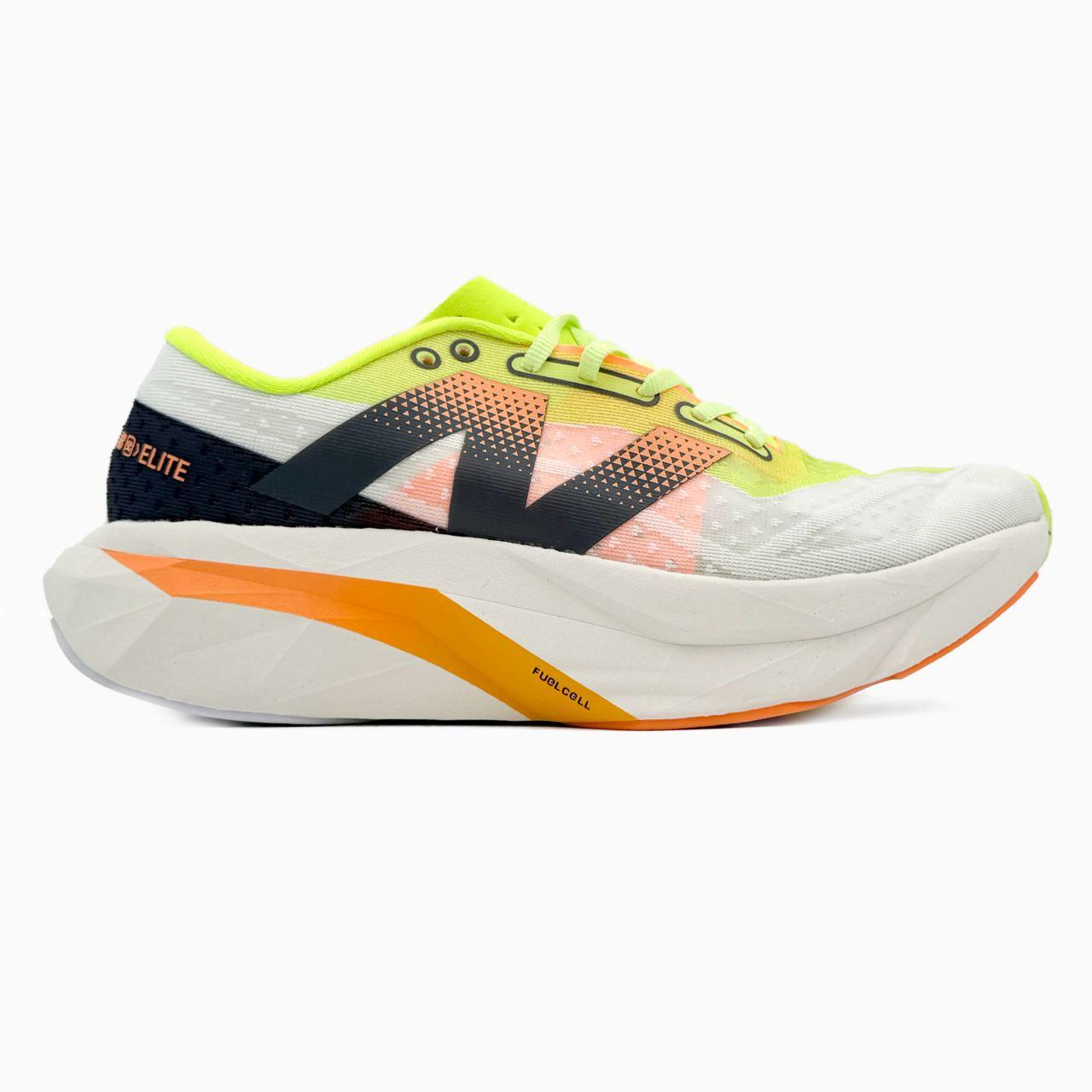Кросівки чоловічі білі New Balance Fuelcell Supercomp Elite V4 (17410)