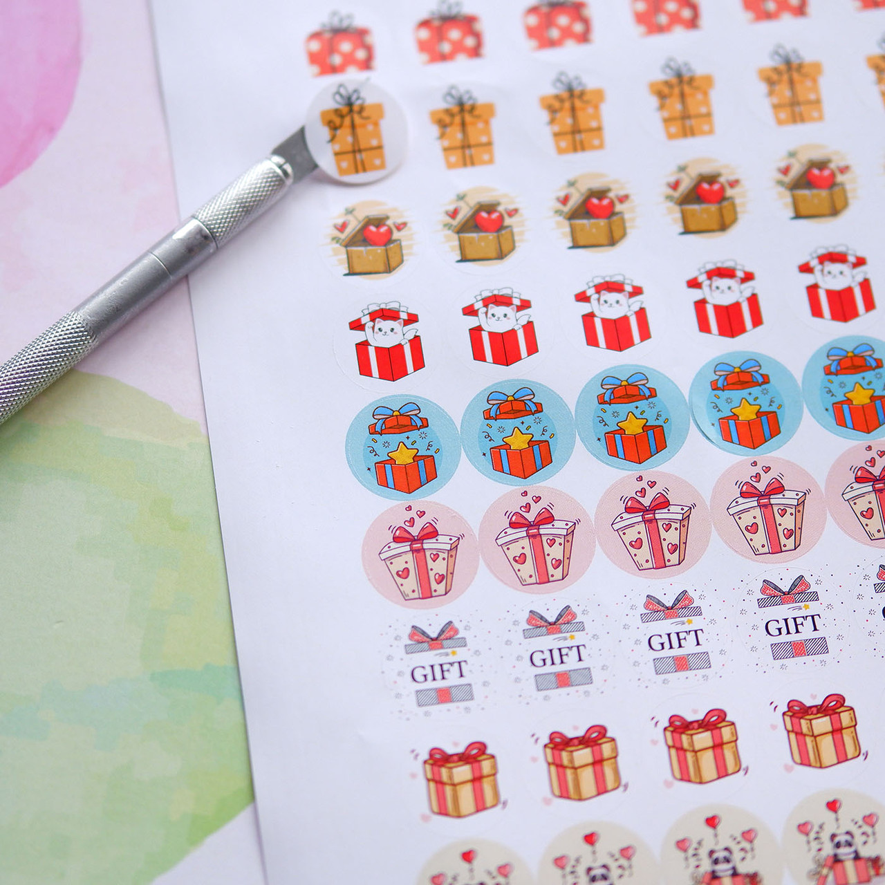 Наклейки подарунок 20 мм, 232 шт.