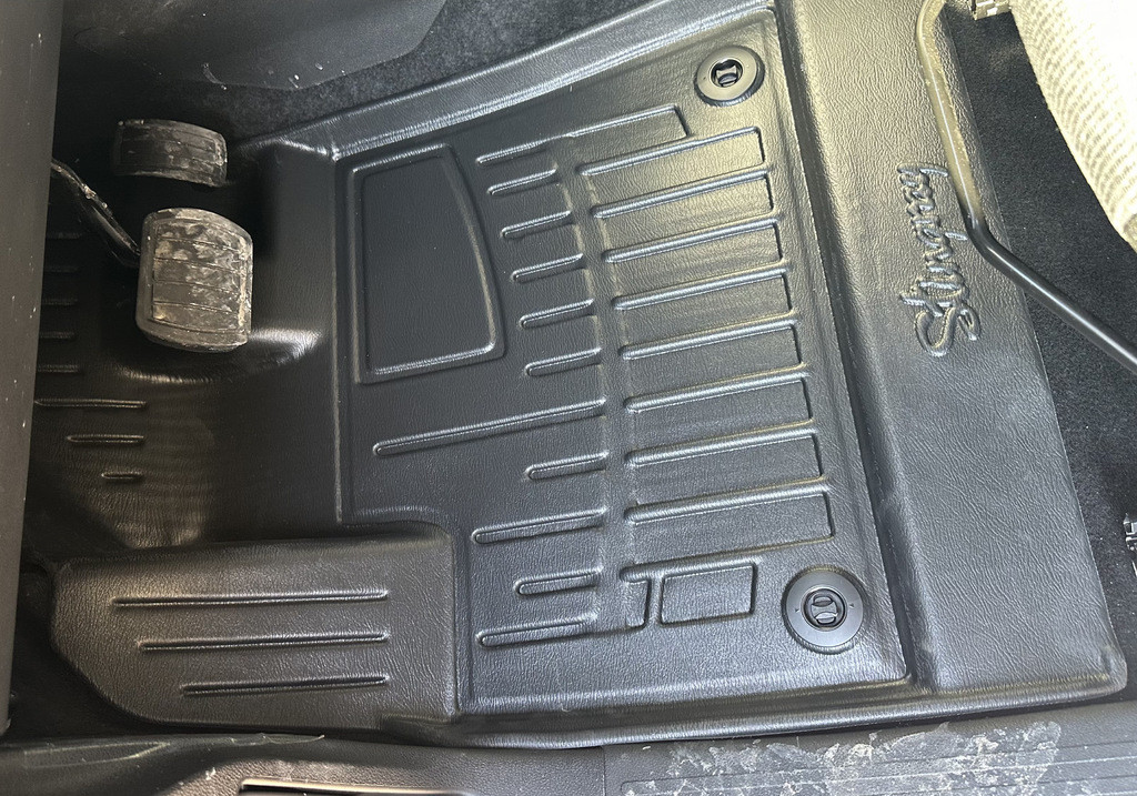 Килимки Stingray 3D  без підлокітника   4 шт  для Toyota Proace City