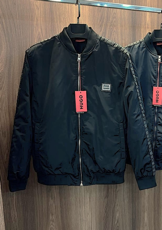 Чоловіча куртка-бомбер HUGO BOSS CK9270 чорна, фото 1