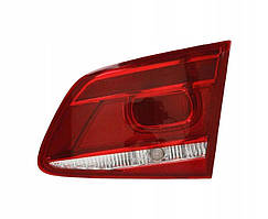 Задній ліхтар Volkswagen Passat B7 EUR SDN 2011-2015 прав. (без ламп) (W5W*2) (внутрішній) DEPO