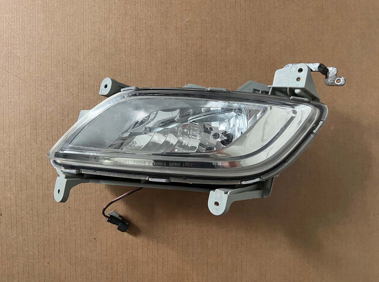 Протитуманний ліхтар Hyundai Veloster 2012-2017 передн. лів. (без ламп). DEPO