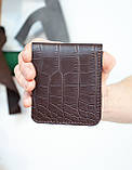 Міні гаманець - жабка чоловічий шкіряний темно-коричневий тиснення Крокодил, фото 3