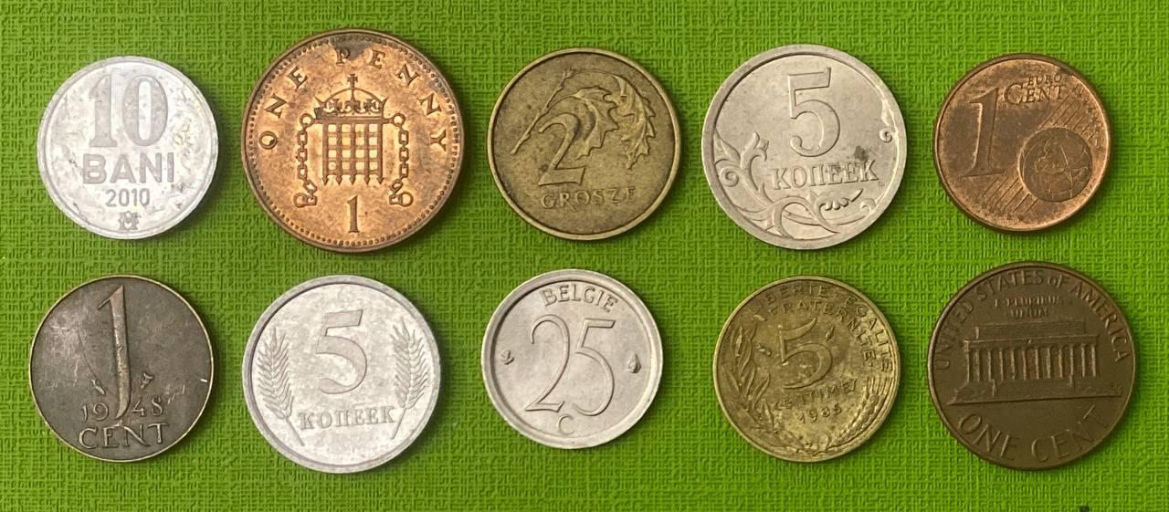 Набір монет світу 10 монет - 10 країн