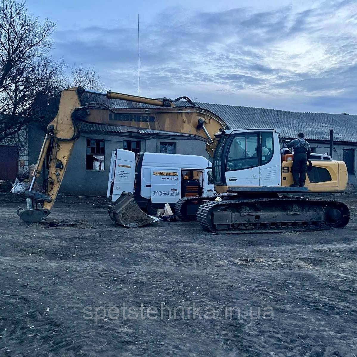 Ремонт екскаватора Liebherr R916