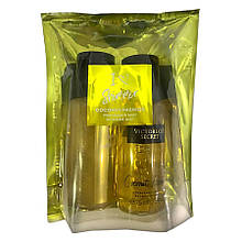 Лосьйон та спрей для тіла парфумований у подарунковому наборі Victorias Secret I Love Shimmer Coconut Passion