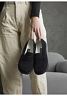 Жіночі демісезонні чорні туфлі лофери з натуральної замші