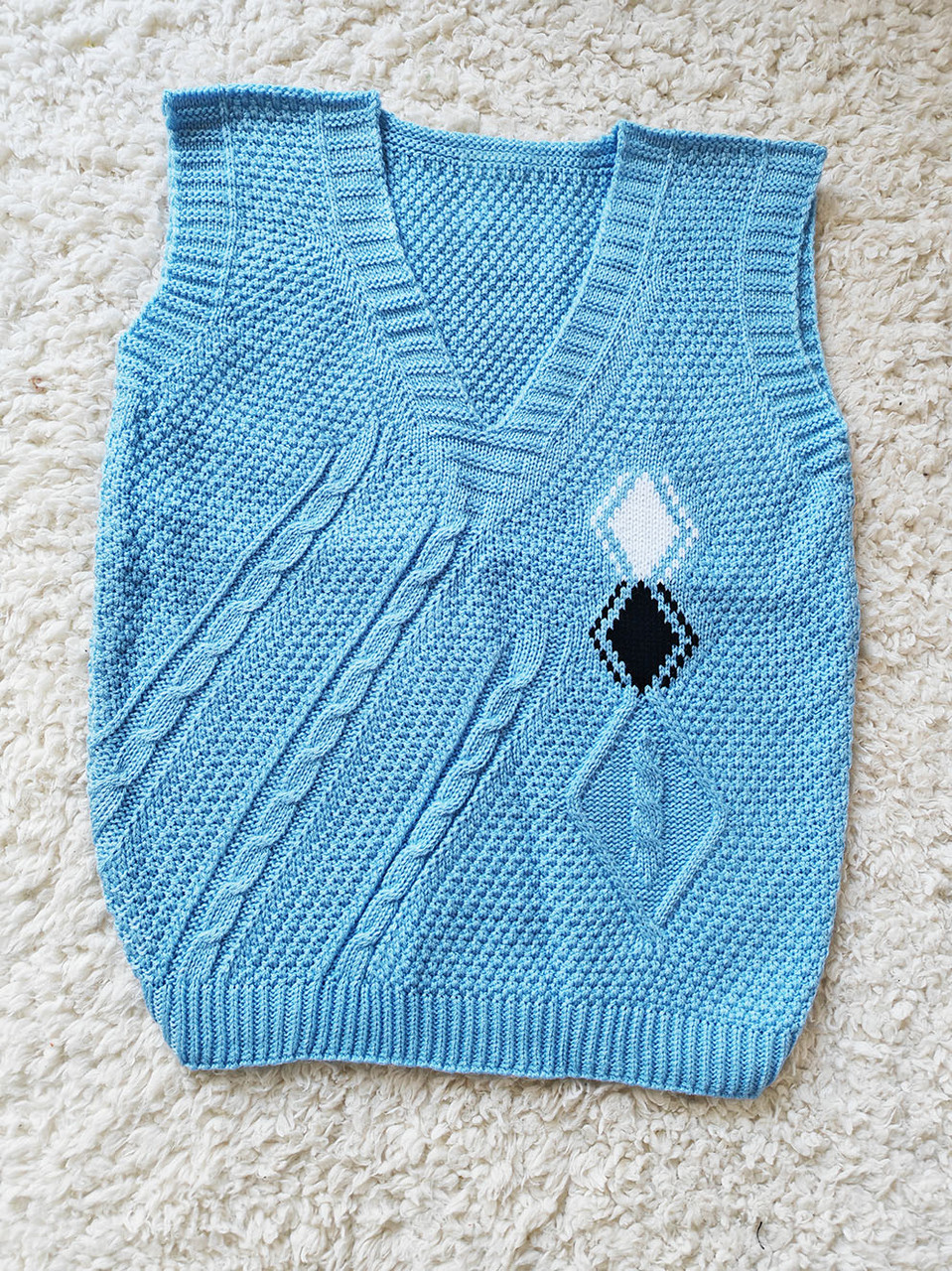 Жилетка в'язана блакитна для хлопчика 5-7 років, фото 1