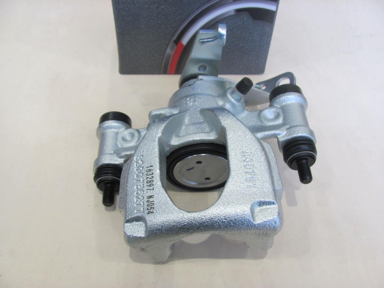 Задній правий скпорт Renault Master III | Opel Movano B | ABS 630252