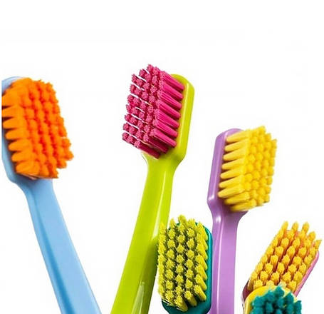 Зубні щітки