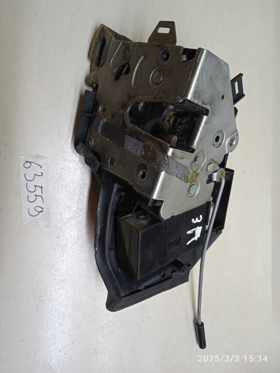 Замок дверей задньої правої 4pin для автомобіля BMW E39 Універсал 000063559
