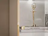 Вітрина на косих ніжках Aurora Gloss (білий глянець / золотий), фото 3
