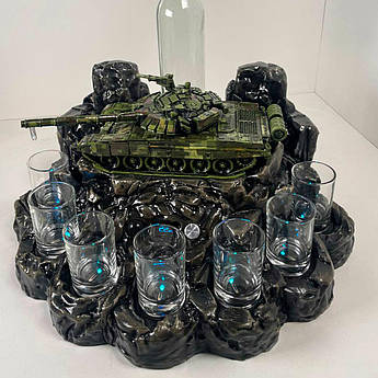 Автоматичний наливатор "Танк Т-72" зі стелою на 7 чарок (3D-друк)