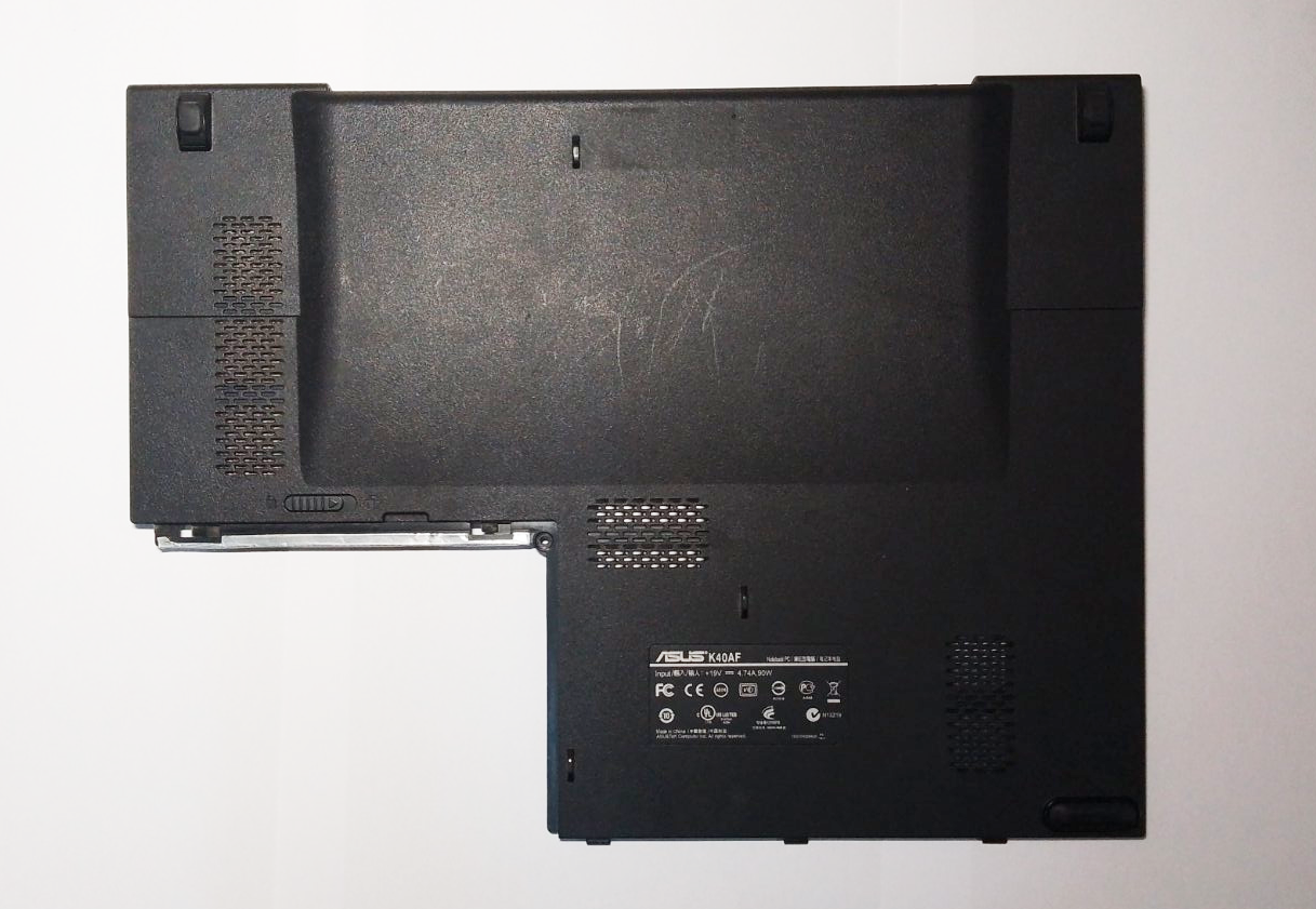 Сервісна кришка Asus K40 K40AB K40AD K40AF K40IN K40IJ K40IL б.в.