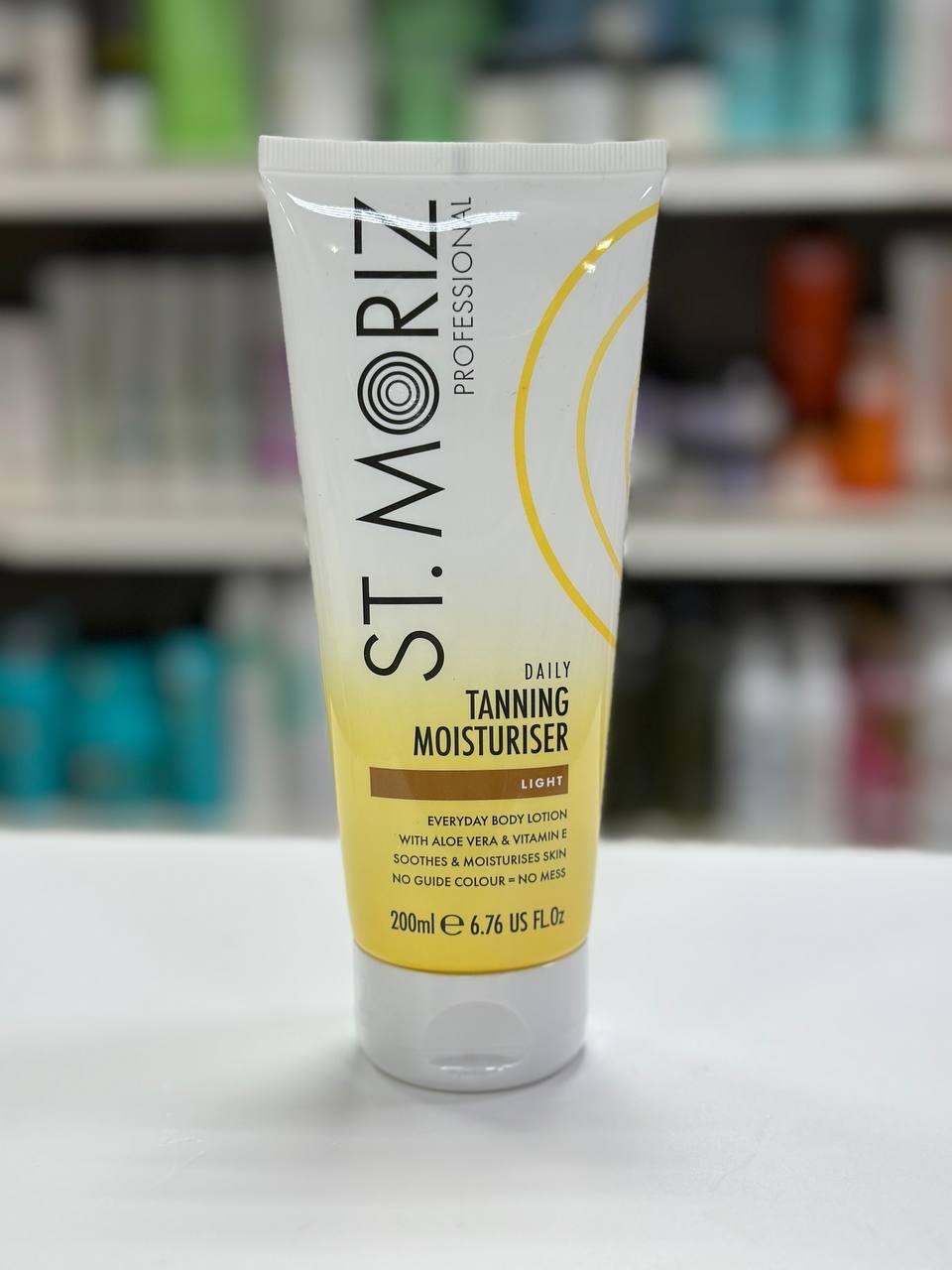 Лосьйон зволожуючий для поступової засмаги St Moriz Professional Tanning Moisturiser 200мл