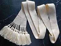 Білий тканий пояс ручної роботи з кутасиками