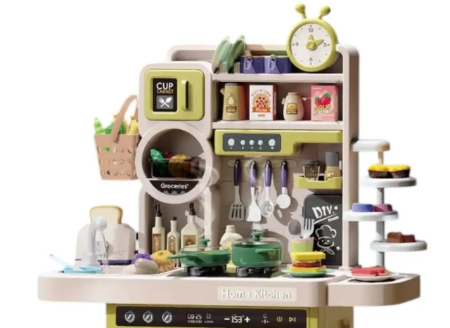 Дитяча кухня іграшкова