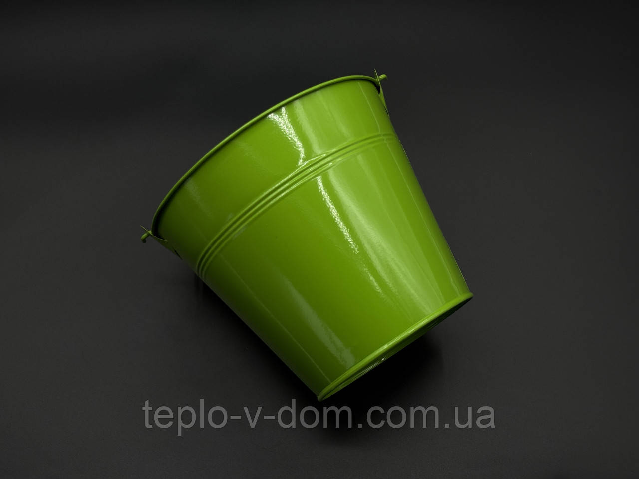 Декоративне відерце для квітів металеве. Колір салатовий. 15х17.5х11.5см