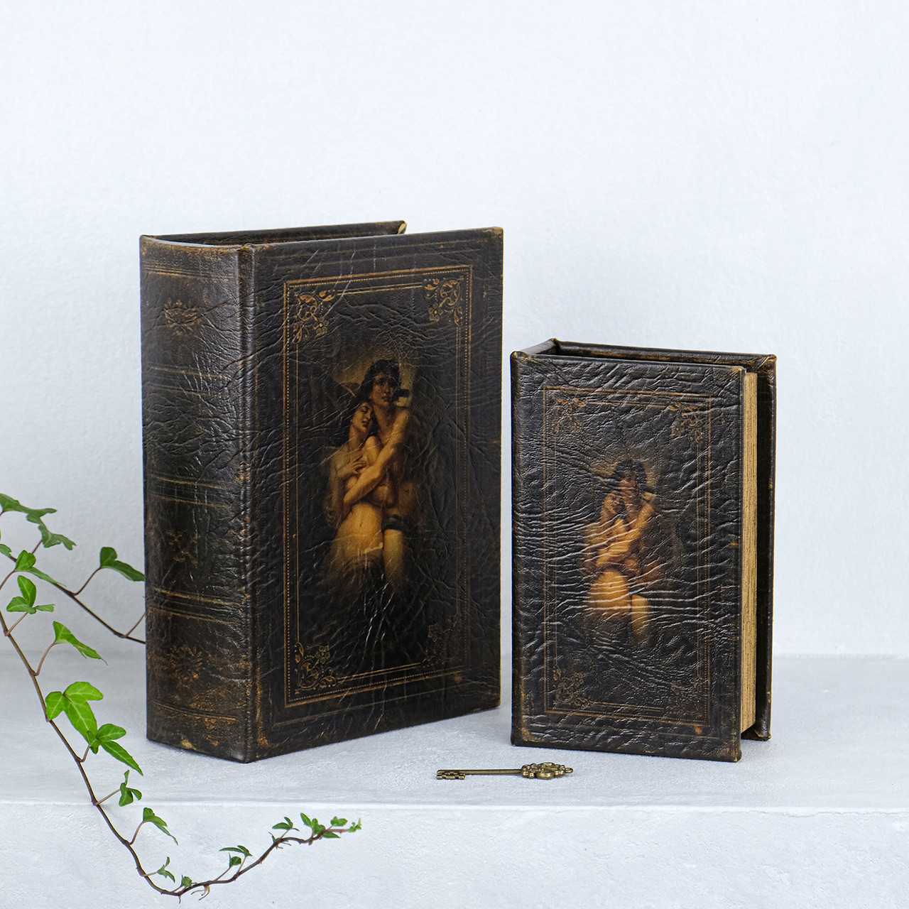 Книга скринька з 2-х Закохані Гранд Презент 22-KSH-XZ-PU3009