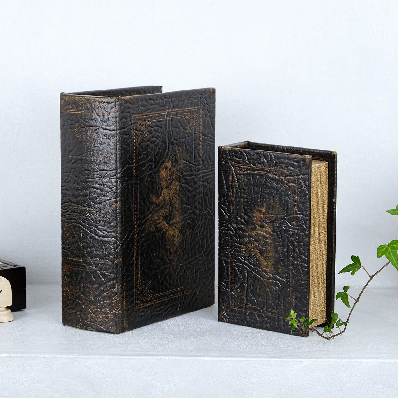 Набір 2-х скриньок у вигляді книги Мама з дитиною Гранд Презент 22-KSH3141