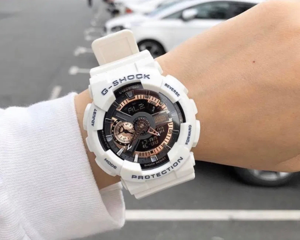 Годинник Casio G-Shock GA - 110 білі з мідним