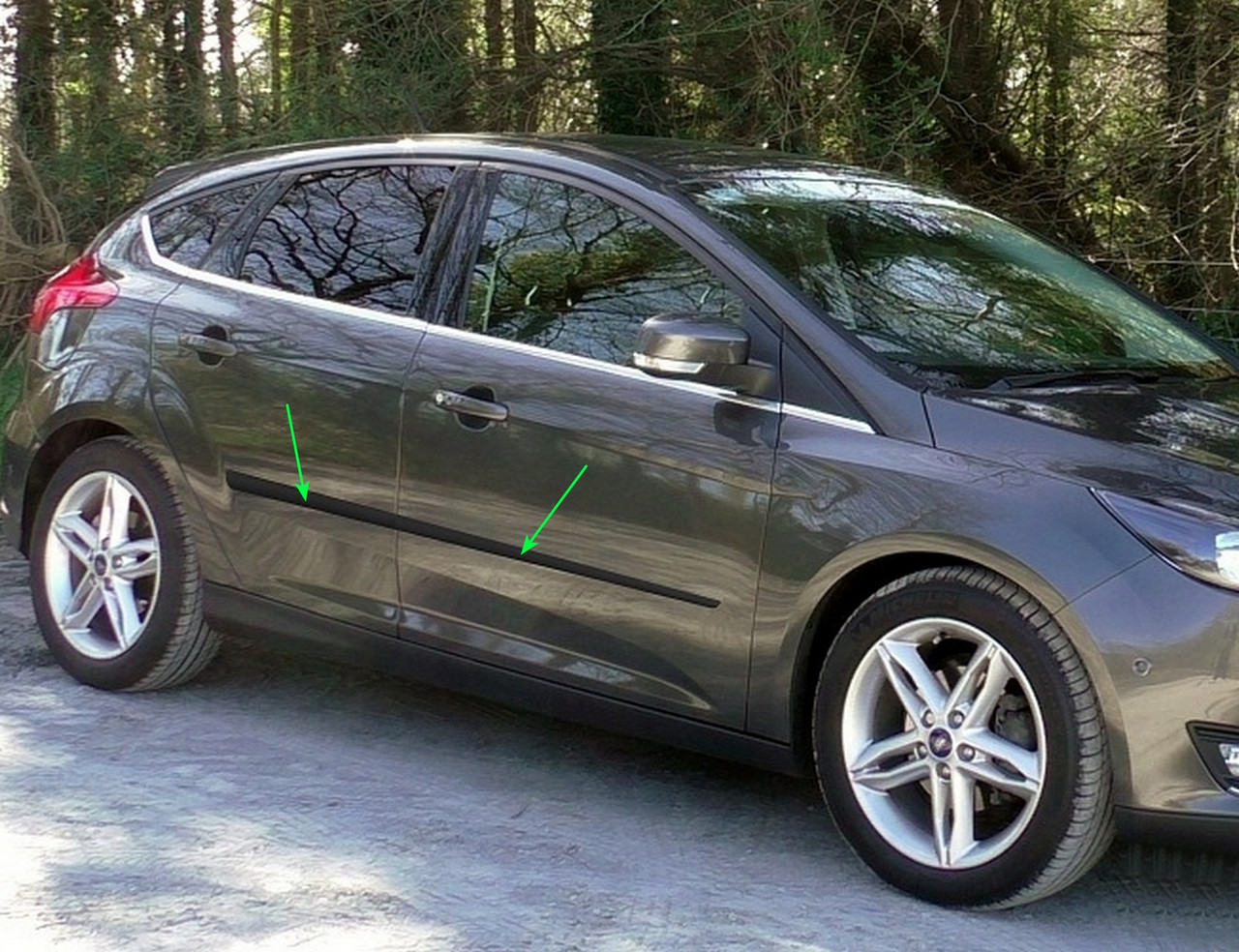 Молдинги на двері для Ford Focus 5Dr hatchback Mk3 lift. 2014-2018